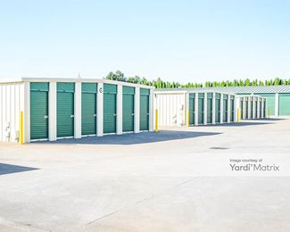 Photo 3 of Advantage Self Storage - 4215 Highway 99 East, Hubbard, OR