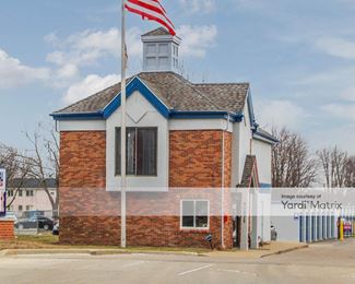 Photo 2 of National Storage - 40671 Joy Road, Canton, MI