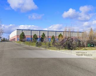 Photo 2 of Public Storage - 6123 Highland Road, Waterford, MI