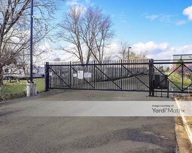 Storage Units for Rent available at 6123 Highland Road, Waterford, MI 48327