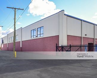 Photo 5 of Public Storage - 6123 Highland Road, Waterford, MI
