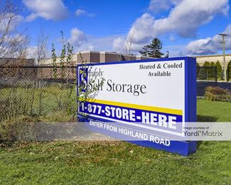 Photo 6 of Public Storage - 6123 Highland Road, Waterford, MI