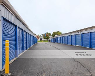 Photo 4 of SmartStop Self Storage - 24623 Ryan Road, Warren, MI
