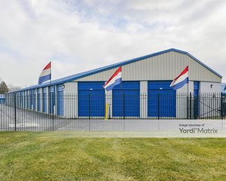 Photo 2 of Mini U Storage - 24040 Groesbeck Hwy, Warren, MI