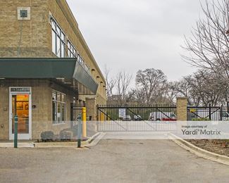 Photo 5 of 1-800-Self-Storage.com - 26660 Greenfield Road, Oak Park, MI