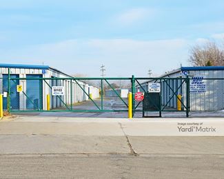 Photo 3 of Airport Road Storage - 3700 Airport Road, Waterford, MI