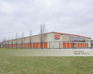 Photo 4 of Public Storage - 30340 Gratiot Avenue, Roseville, MI