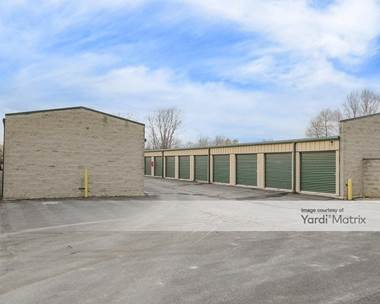 Storage Units for Rent available at 5620 Hoover, Trenton, MI 48183