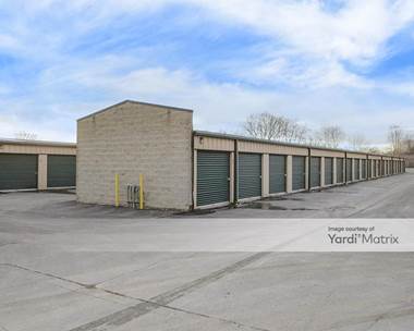Storage Units for Rent available at 5620 Hoover, Trenton, MI 48183