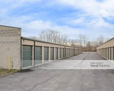 Storage Units for Rent available at 5620 Hoover, Trenton, MI 48183