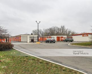 Photo 4 of Public Storage - 2500 East 10 Mile Road, Warren, MI