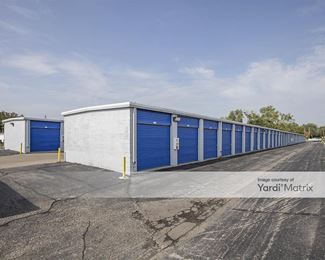 Photo 1 of SmartStop Self Storage - 262 East Maple Road, Troy, MI