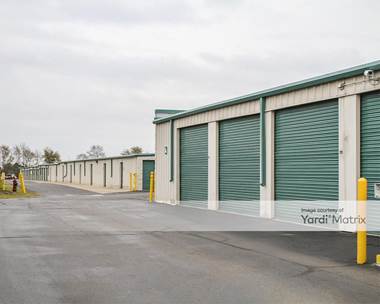 Storage Units for Rent available at 1150 Coolidge Hwy, Troy, MI 48084