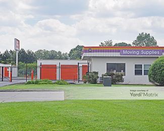Photo 2 of Public Storage - 4511 Eastland Drive, Columbus, OH