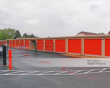 Storage Units for Rent available at 5525 Sawmill Road, Dublin, OH 43017