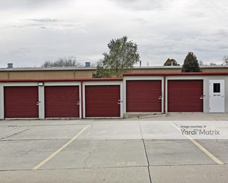 Photo 4 of iStorage - 4125 Hempstead Station Drive, Kettering, OH