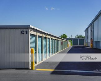 Photo 2 of A Storage Solution - 733 A Harbor Blvd, Destin, FL
