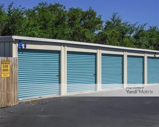 Photo 5 of A Storage Solution - 733 A Harbor Blvd, Destin, FL
