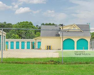 Photo 1 of FreeUp Storage - 1091 Peach Pkwy, Fort Valley, GA