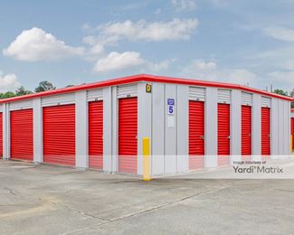 Photo 3 of iStorage - 1300 Shurling Drive, Macon, GA