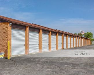 Photo 3 of Storage Rentals of America - 2020 Wayne Haven Street, Fort Wayne, IN