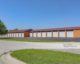 Photo 5 of Storage Rentals of America - 2020 Wayne Haven Street, Fort Wayne, IN