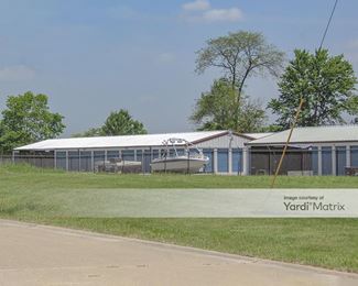 Photo 4 of SS Self Storage - 544 West North Street, Auburn, IN