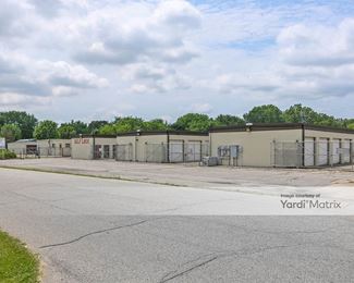 Photo 3 of Self-Lock Storage of 12th Street - 1307 Commonwealth Drive, Mishawaka, IN