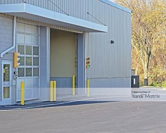 Photo 4 of Safeguard Self Storage - 1333 Rhawn Street, Philadelphia, PA