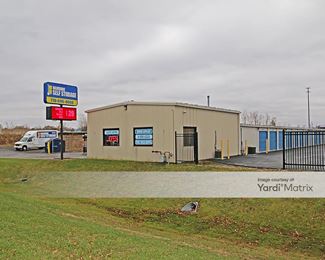 Photo 2 of Hamburg Self Storage - 5139 Southwestern Blvd, Hamburg, NY