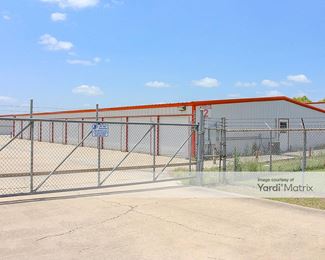 Photo 2 of Good Boy Storage - 4747 River Road, Port Allen, LA