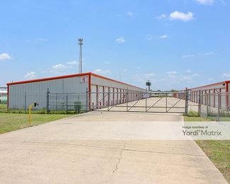 Photo 4 of Good Boy Storage - 4747 River Road, Port Allen, LA
