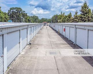 Photo 5 of Extra Space Storage - 8922 Greenwell Springs Road, Baton Rouge, LA