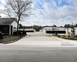 Photo 2 of Stowaway Self Storage - 701 Harbor Pine Drive, Ridgeland, MS