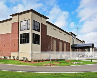 Photo 5 of Stowaway Self Storage - 701 Harbor Pine Drive, Ridgeland, MS