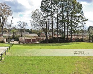 Photo 4 of Action Self Storage - 327 Briarwood Drive, Jackson, MS