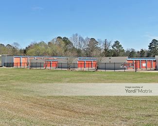 Photo 3 of StorageMax - 9305 MS 18, Raymond, MS