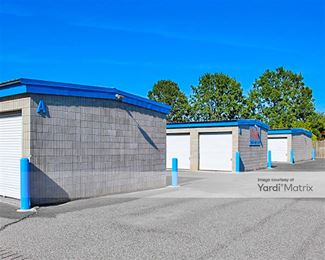 Photo 4 of Kennewick Mini Storage - 3208 West Hood Avenue, Kennewick, WA