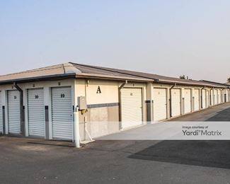 Photo 3 of Edison Street Mini Storage - 5417 West Hood Avenue, Kennewick, WA