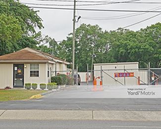 Photo 2 of Public Storage - 944 Creighton Road, Pensacola, FL