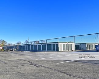 Photo 4 of Signature Self Storage - 10730 Pendleton Pike, Indianapolis, IN