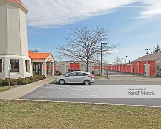 Photo 2 of Public Storage - 5725 Georgetown Road, Indianapolis, IN