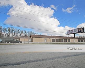 Photo 3 of Annie-s Attic Self Storage - 10184 US Highway 136, Indianapolis, IN