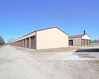 Photo 4 of Green-s Mini Storage - 4386 East 100 North, Franklin, IN