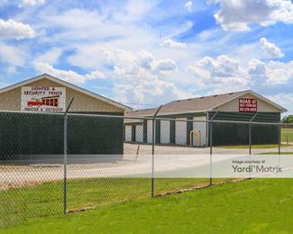 Photo 2 of Road 67 Self Storage - 4641 East County Road 67, Chesterfield, IN
