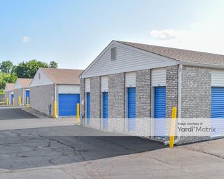 Photo 2 of StorageMart - 994 South State Road 135, Greenwood, IN