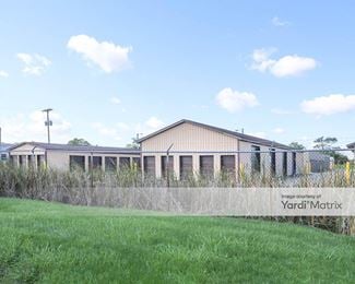 Photo 1 of Storage Rentals of America - 121 Scott Street, Anderson, IN