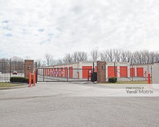 Photo 4 of Public Storage - 4305 West 86th Street, Indianapolis, IN