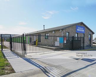 Photo 2 of Extra Space Storage - 7151 East 86th Street, Indianapolis, IN