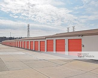 Photo 4 of Public Storage - 4350 South East Street, Indianapolis, IN